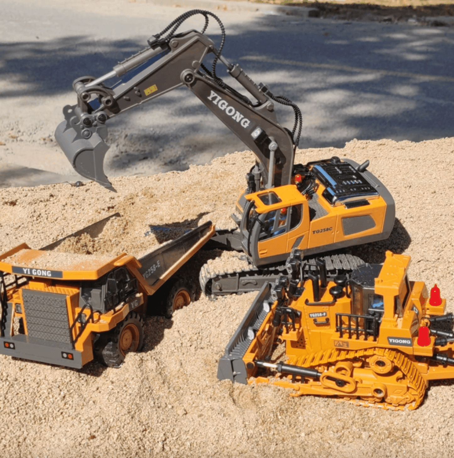 RC Graafmachine Met Afstandsbediening | Hydraulische Bediening, 9 - Kanaals, 1:24 - KidsKorner